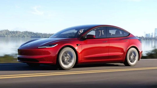 Tesla Model 3 tem mudanças sutis no visual, mas autonomia agora passa dos 620 km