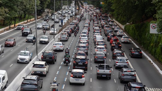Rodízio de carros em SP será suspenso no feriado de Páscoa?