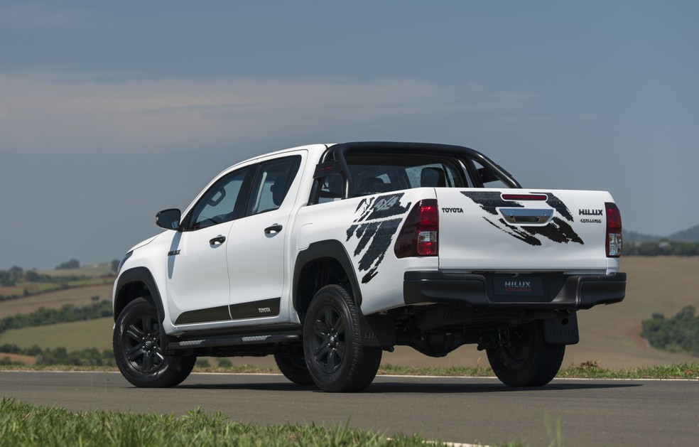 Toyota Hilux SR Challenge — Foto: Divulgação