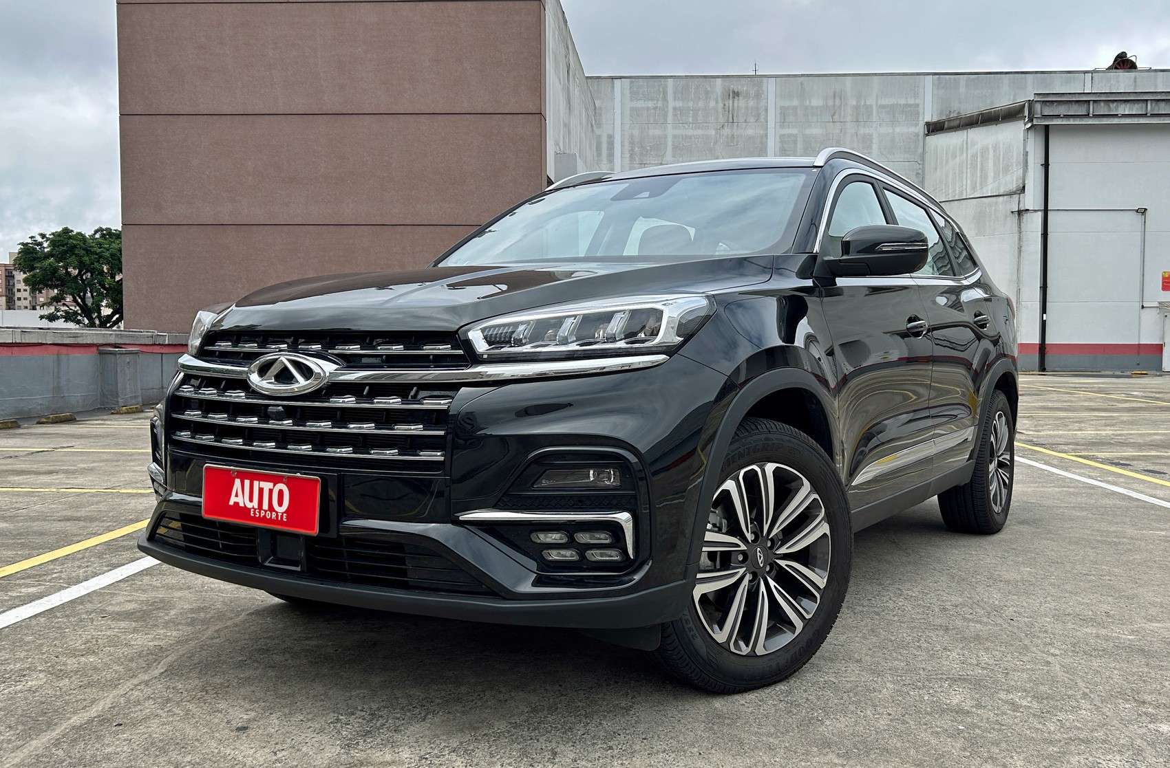 Vídeo: Caoa Chery Tiggo 8 é o SUV de 7 lugares com melhor custo x benefício do Brasil?