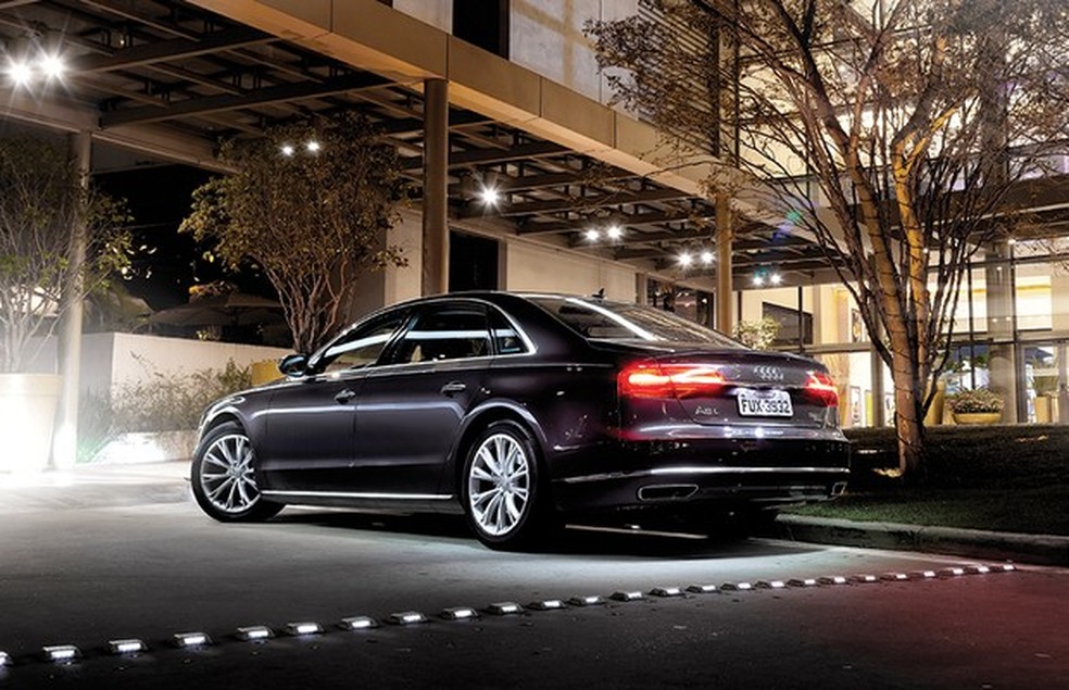 Audi A8 L (Foto: Leo Sposito / Auto News Brasil) — Foto: Auto Esporte