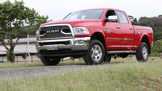 Ram 2500 Laramie renovada chega por R$ 265 mil