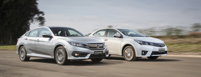 Novo Civic e Corolla tem algo em comum: o uso de motor 2.0 e câmbio CVT