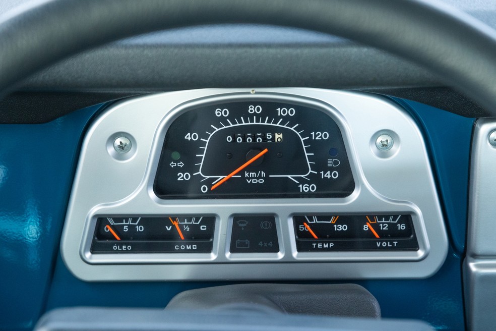 Última unidade doToyota Bandeirante tem apenas 50 km rodados — Foto: Renato Durães