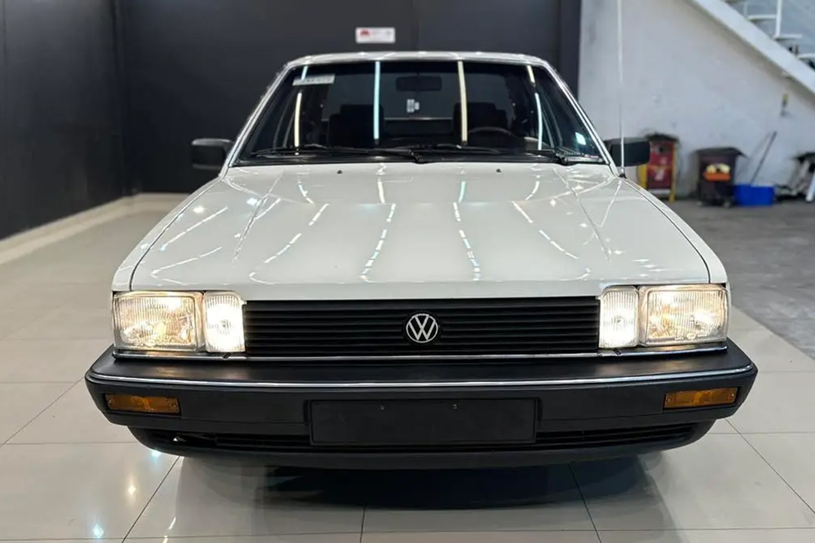Volkswagen Santana GLS 1987 dianteira — Foto: Divulgação/Padrão Misa
