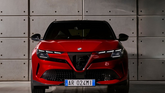 Alfa Romeo Milano muda de nome 5 dias após o lançamento; entenda