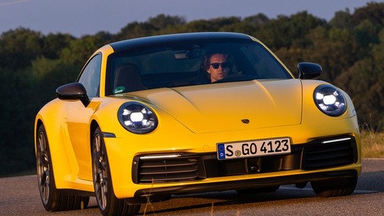 Teste: Porsche 911 Carrera é um superesportivo que não quer ser elétrico ou autônomo