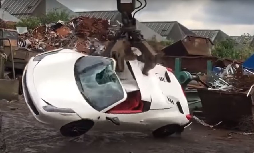 Ferrari 458 Spider 2018 Destruída Ferro Velho