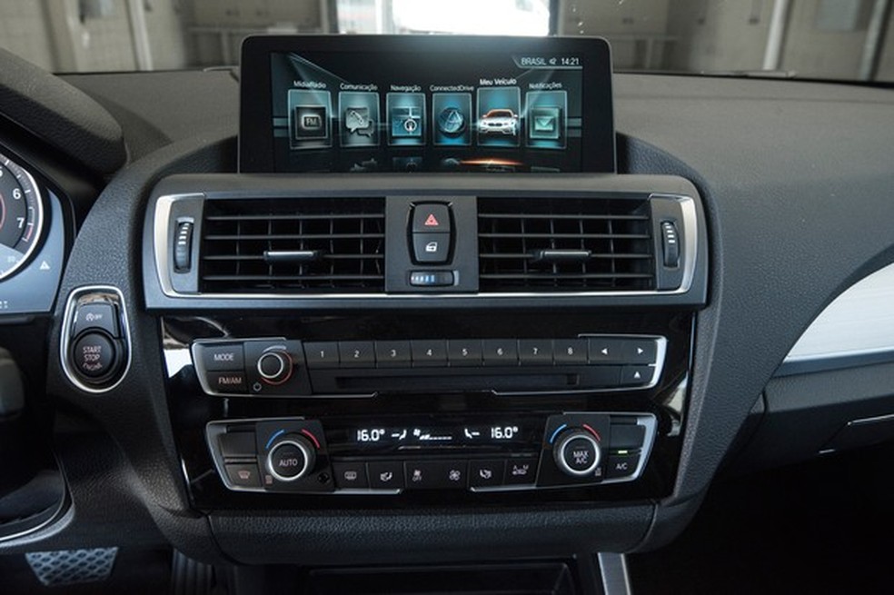 Sistema Connected Drive inclui assistente capaz de comunicar automaticamente um acidente (Foto: Divulgação) — Foto: Auto Esporte