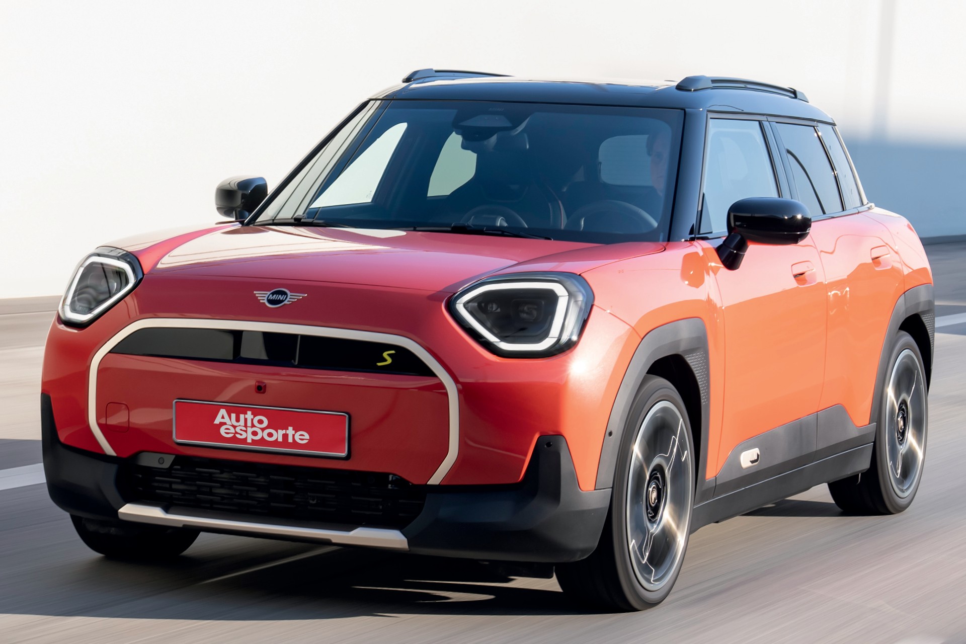 Teste: Mini Aceman é o SUV elétrico com DNA inglês, alemão e chinês