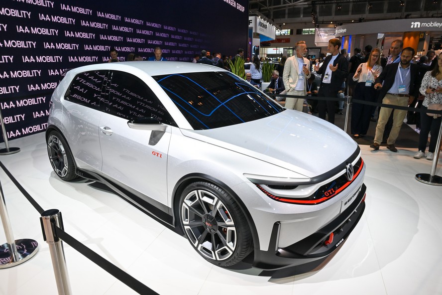 Volkswagen ID.GTI apresentado no Salão de Munique 2023