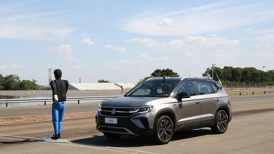 Como funciona o robô da VW que ajuda no desenvolvimento do ACC e da frenagem autônoma