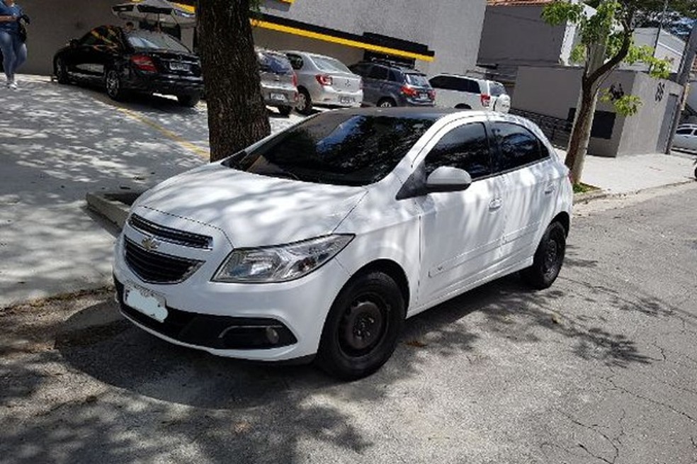 Chevrolet Onix LT 2014 (Reprodução: site www.sold.com.br/) — Foto: Auto Esporte