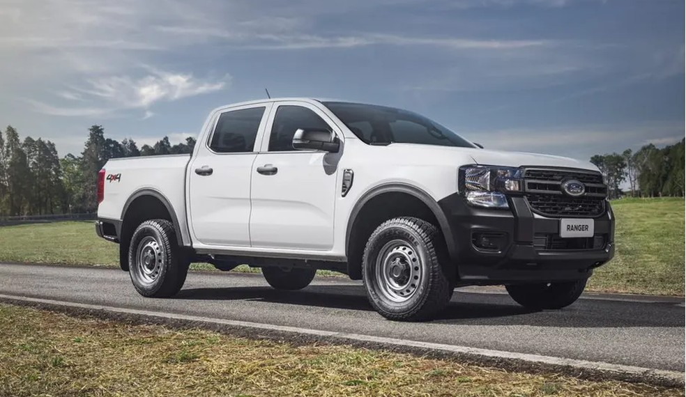 Veja todos os carros manuais à venda no Brasil em 2024