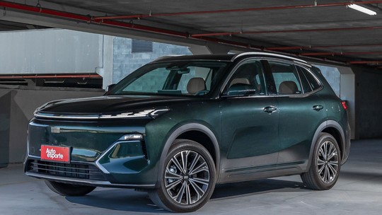 Geely EX5 pode dar origem a Renault híbrido que será produzido no Brasil