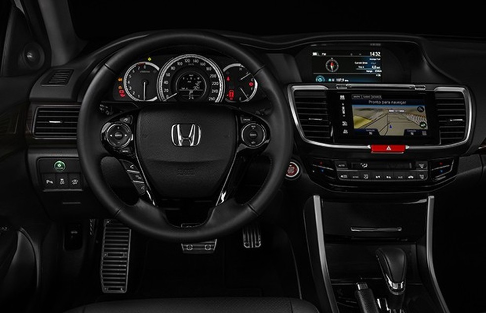 A nova central multimídia do Accord tem Apple Car Play e Android Auto (Foto: Divulgação) — Foto: Auto Esporte