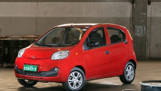 Teste: Chery QQ Act 1.0 flex