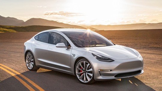 Tesla atrasa produção do Model 3 novamente