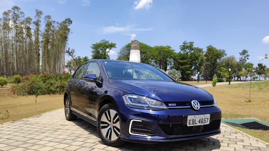 Volkswagen Golf GTE chega ao Brasil por R$ 199.990