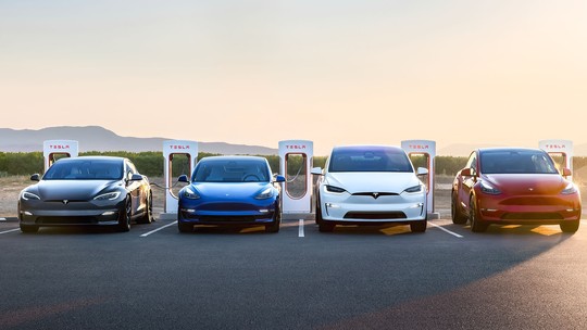Tesla quer "driblar" problema de carro elétrico com restaurante e cinema em ponto de recarga