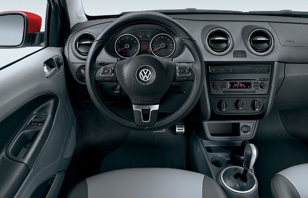 Volkswagen Gol Highline 2016 interior (Foto: Divulgação)