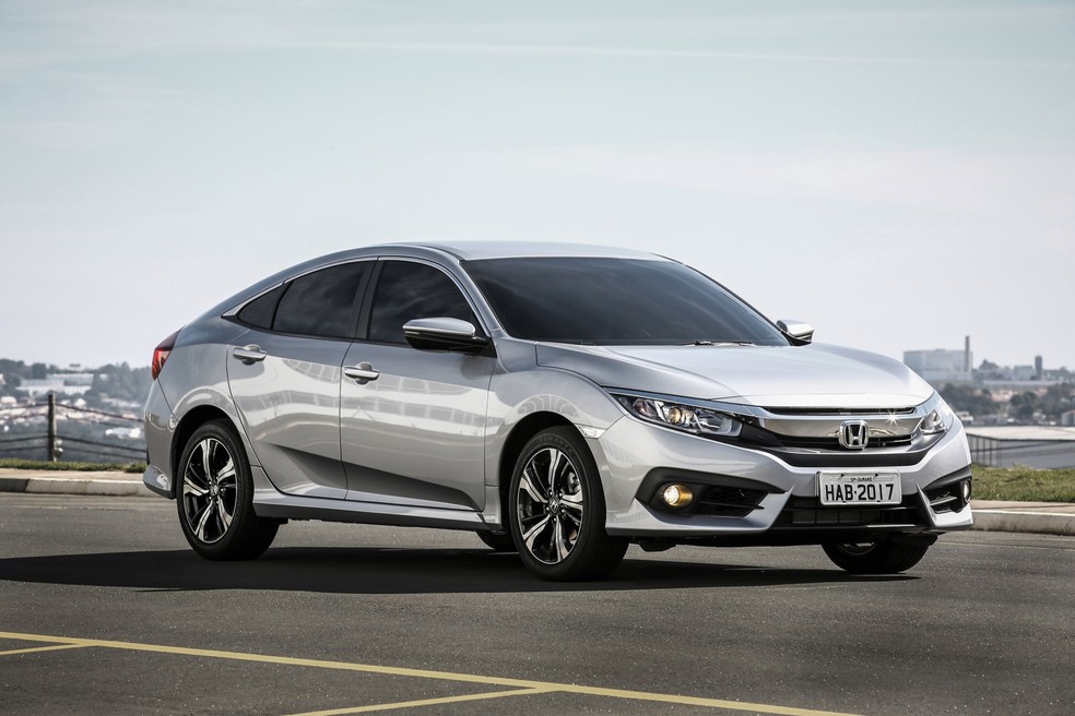 Honda Civic EXL de 10ª geração traz motor 2.0 flex de 155 cv  — Foto: Divulgação/Honda