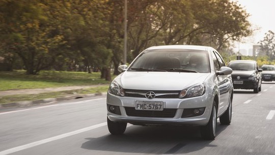 Testamos um JAC J3 Turin usado de 83 mil km