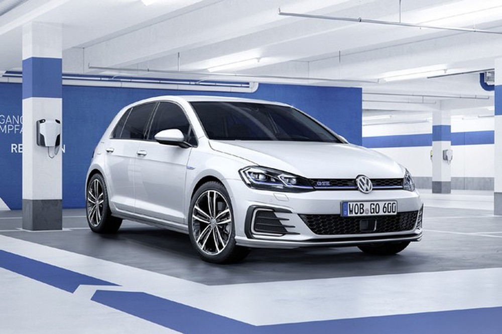 Volkswagen Golf GTE será vendido no Brasil em 2018