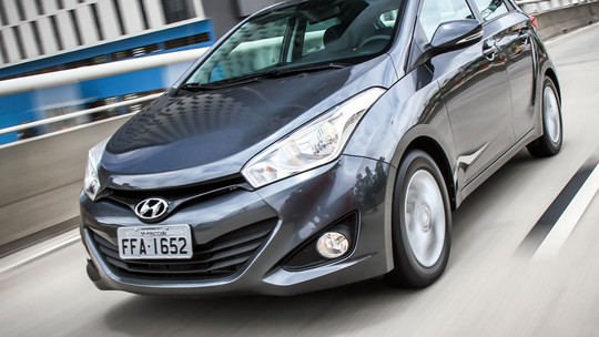 Veja 5 carros usados com motor flex por menos de R$ 60 mil