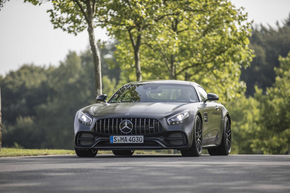 Mercedes-AMG GT C Coupe — Foto: Divulgação