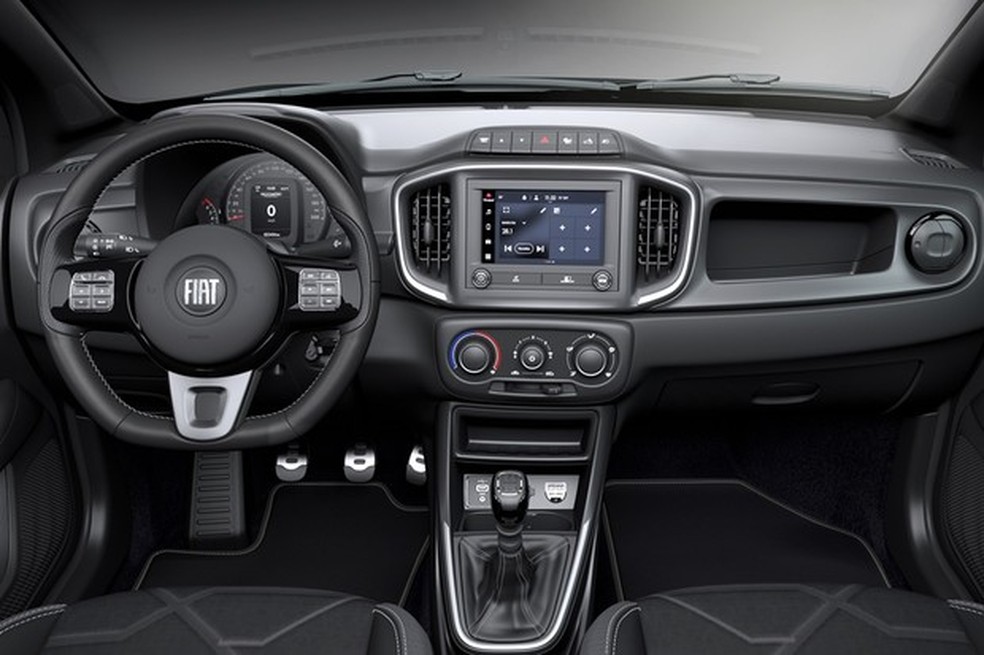 Badges no interior também identificam a versão (Foto: Divulgação) — Foto: Auto Esporte