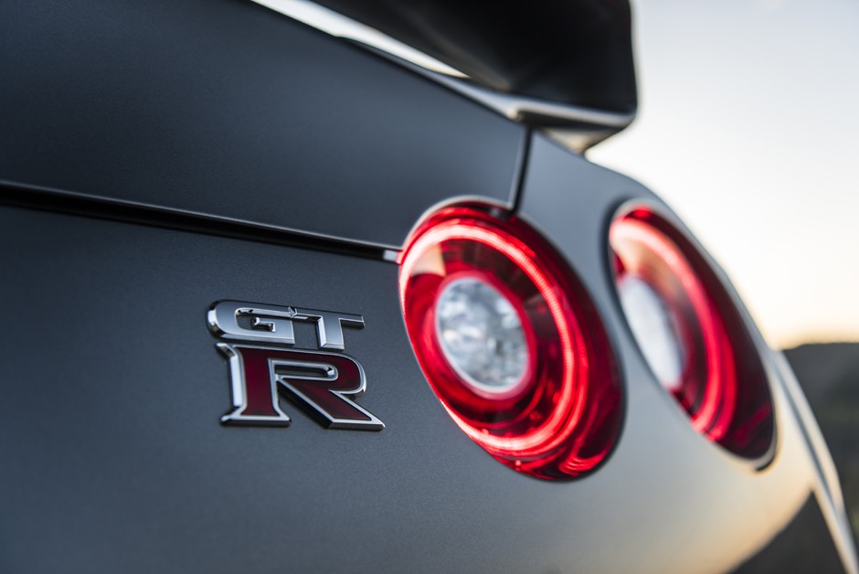 Nissan GT-R