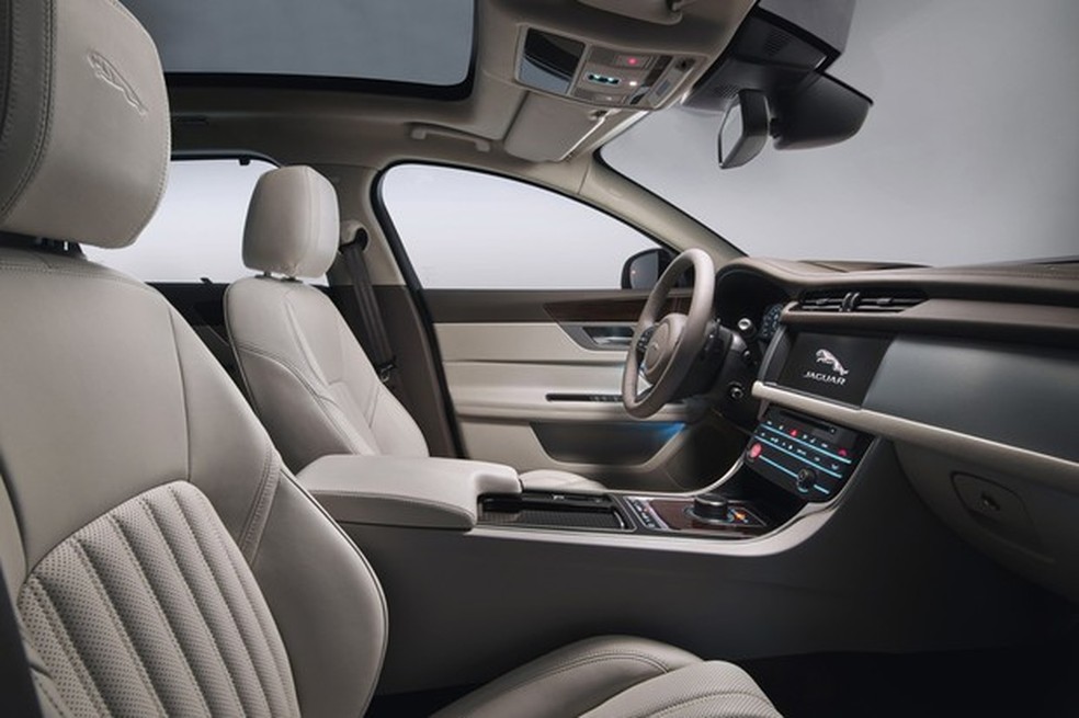 Jaguar perua XF Sportbrake 2018 (Foto: Divulgação) — Foto: Auto Esporte