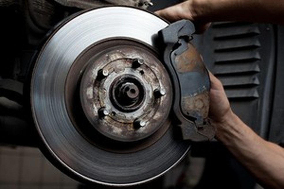 Troca da pastilha de freio (Foto: Shutterstock) — Foto: Auto Esporte