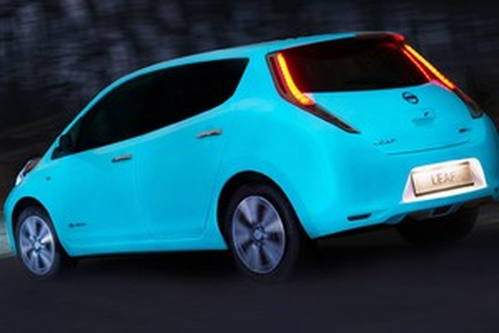 Nissan mostra Leaf que brilha no escuro (Foto: Divulgação) — Foto: Auto Esporte