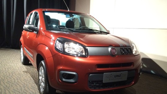 Novo Fiat Uno ganha novas 
versões por R$ 30.990