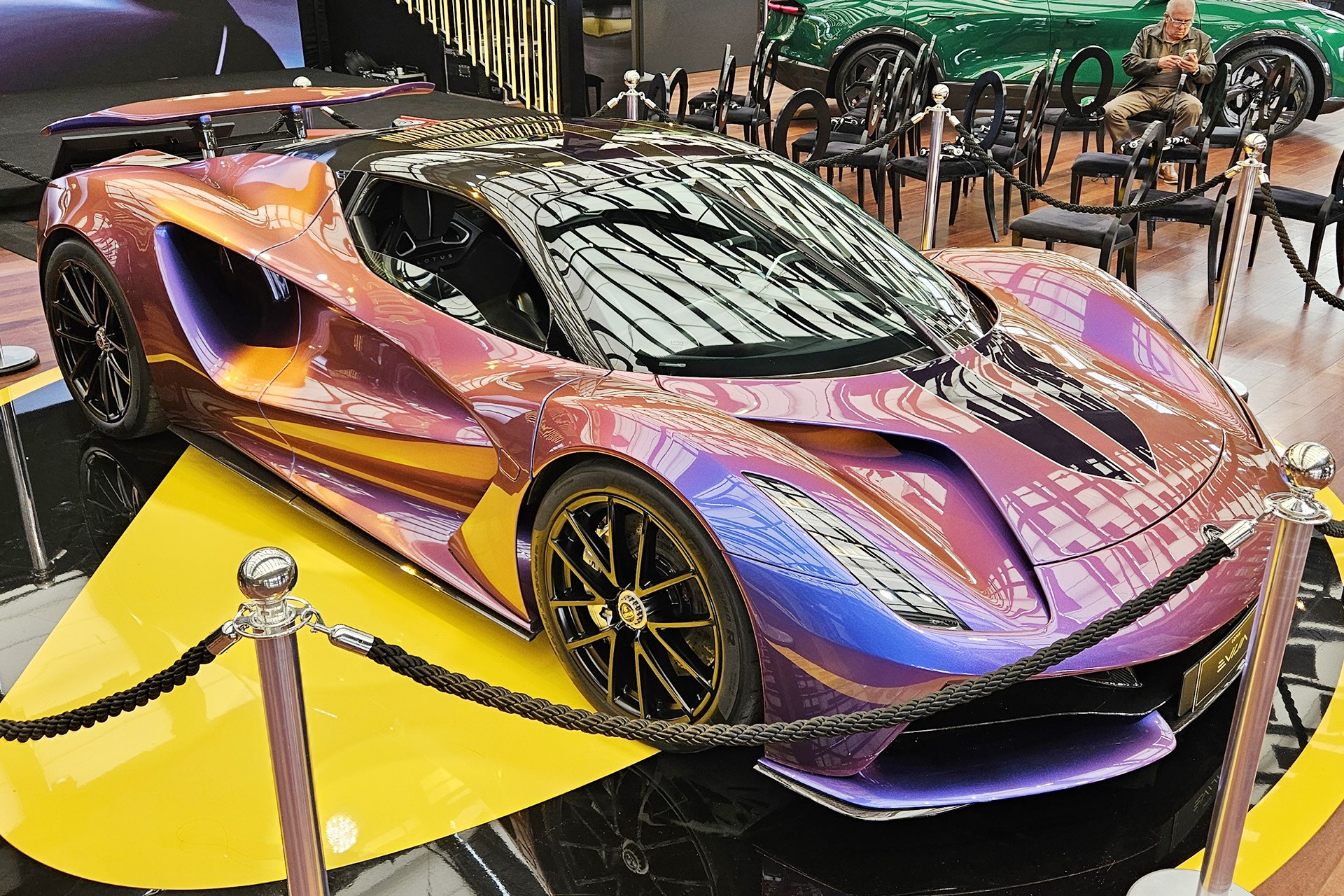 Lotus Evija é o novo carro mais potente e caro do Brasil: R$ 30 milhões