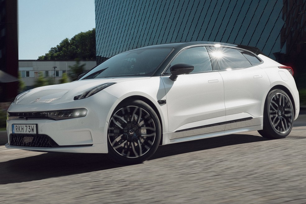 Zeekr 001 estreia a plataforma SEA do grupo Geely — Foto: Divulgação