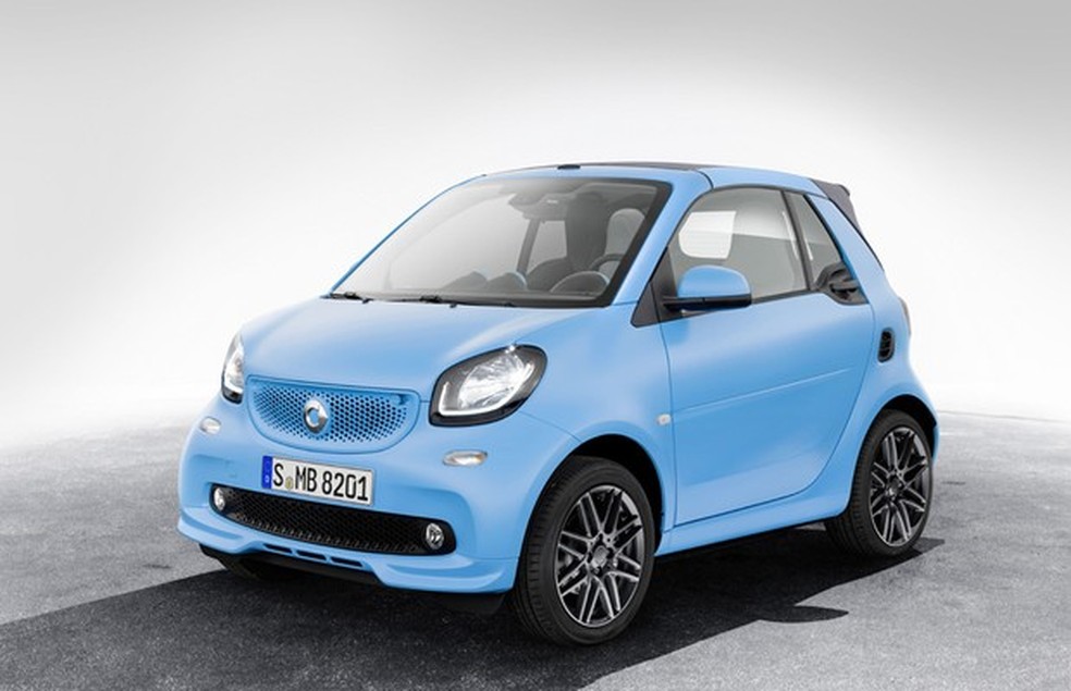 A atual geração do Smart ForTwo foi desenvolvida junto à Renault e usa diversos componentes do Twingo — Foto: Auto Esporte