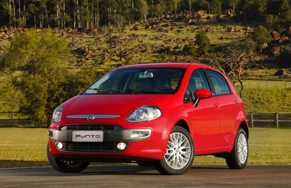 Fiat faz recall de Punto, Bravo, Idea e Doblo por falhas no câmbio