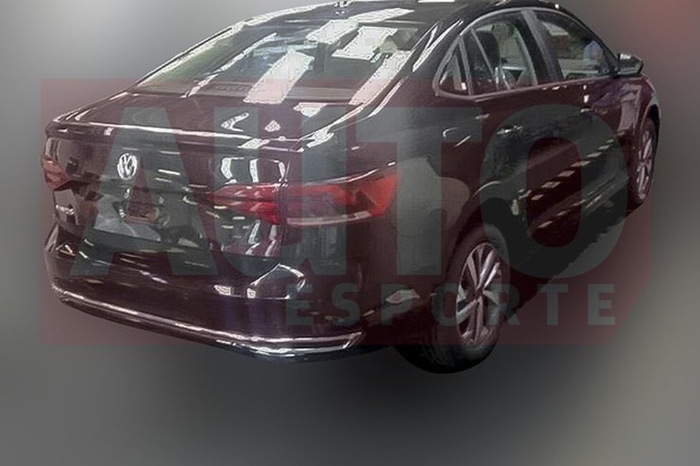 Volkswagen Virtus aparece completamente sem camuflagem (Foto: Reprodução / Auto News Brasil) — Foto: Auto Esporte