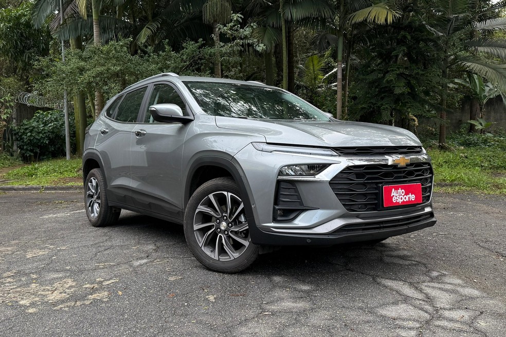 Chevrolet Tracker Premier 1.2 2026 peca pelo posicionamento — Foto: Cauê Lira/Auto News Brasil