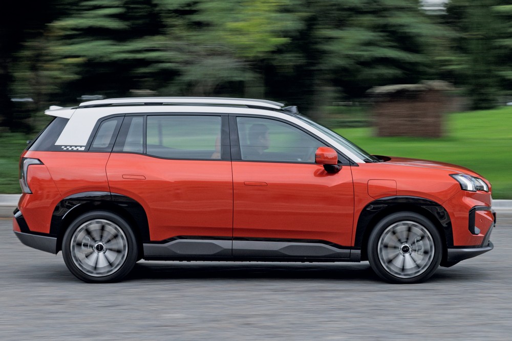 Teste: GAC Aion V é elétrico chinês com porte de Compass e freezer a bordo