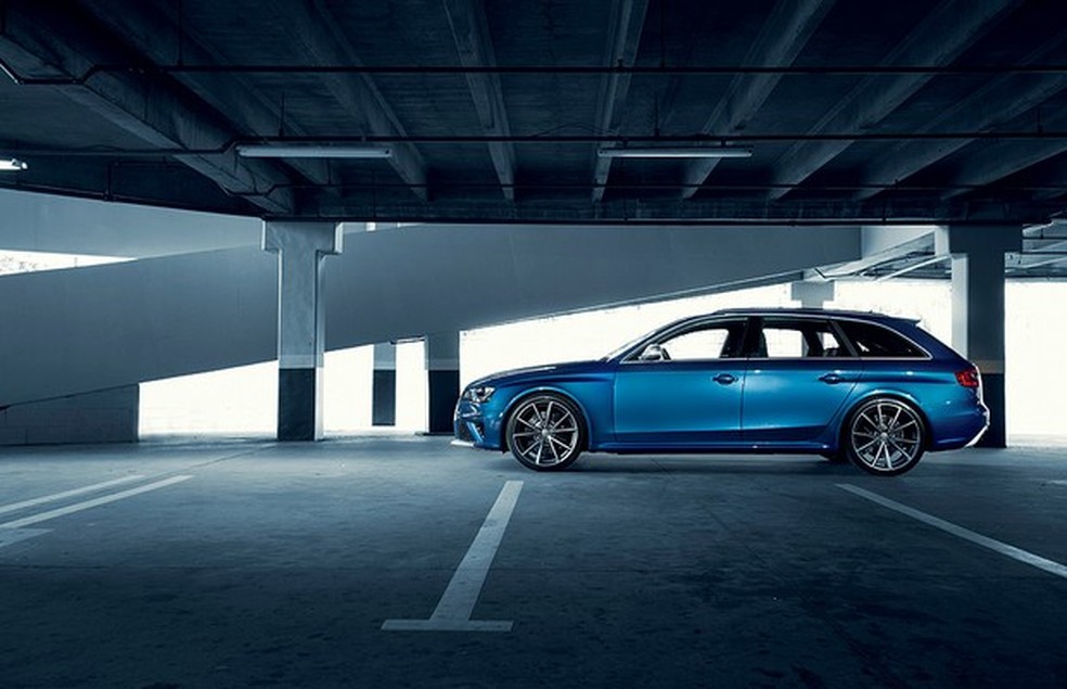 Audi RS4 Avant (Foto: Fabio Aro) — Foto: Auto Esporte
