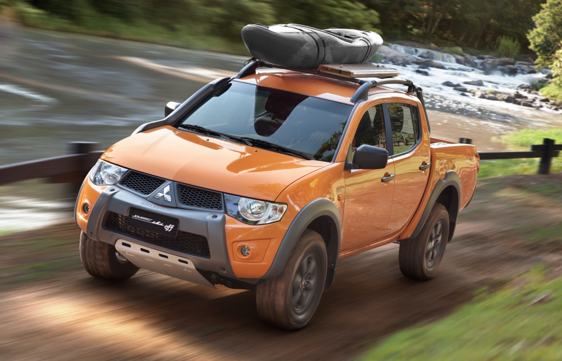 3 ótimas versões usadas da Mitsubishi L200 mais baratas que uma Fiat Strada
