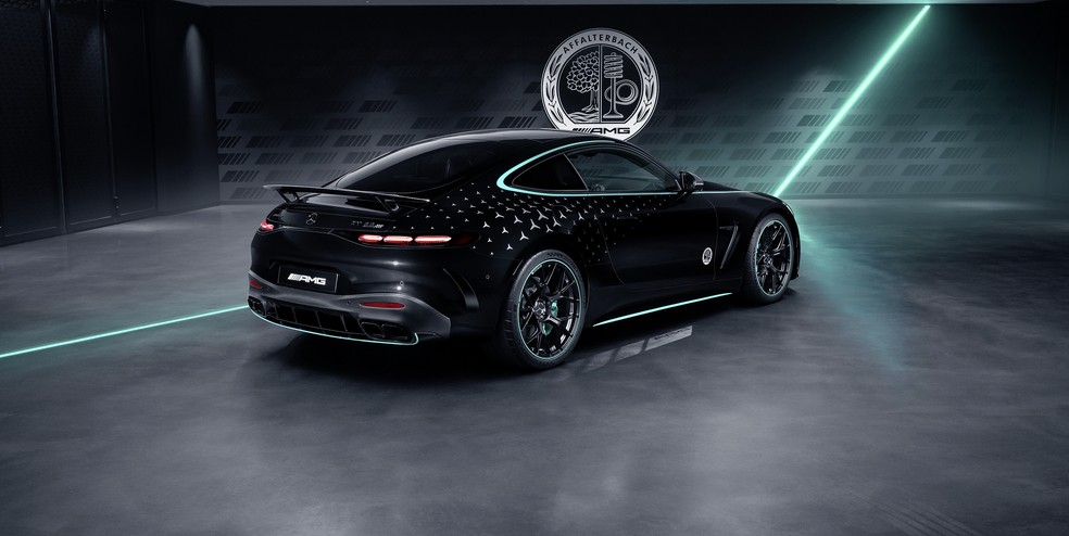 Mercedes-AMG GT Motorsport Collectors Edition é versão ainda mais exclusiva do esportivo — Foto: Divulgação