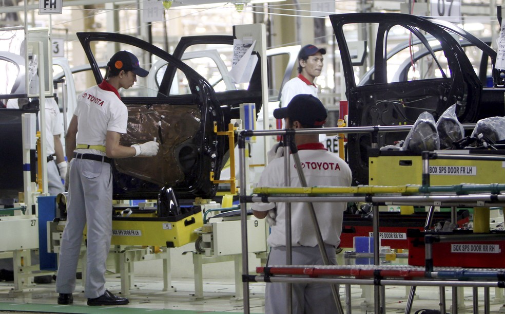 Fábrica da Toyota no México — Foto: AP Photo/Tatan Syuflana