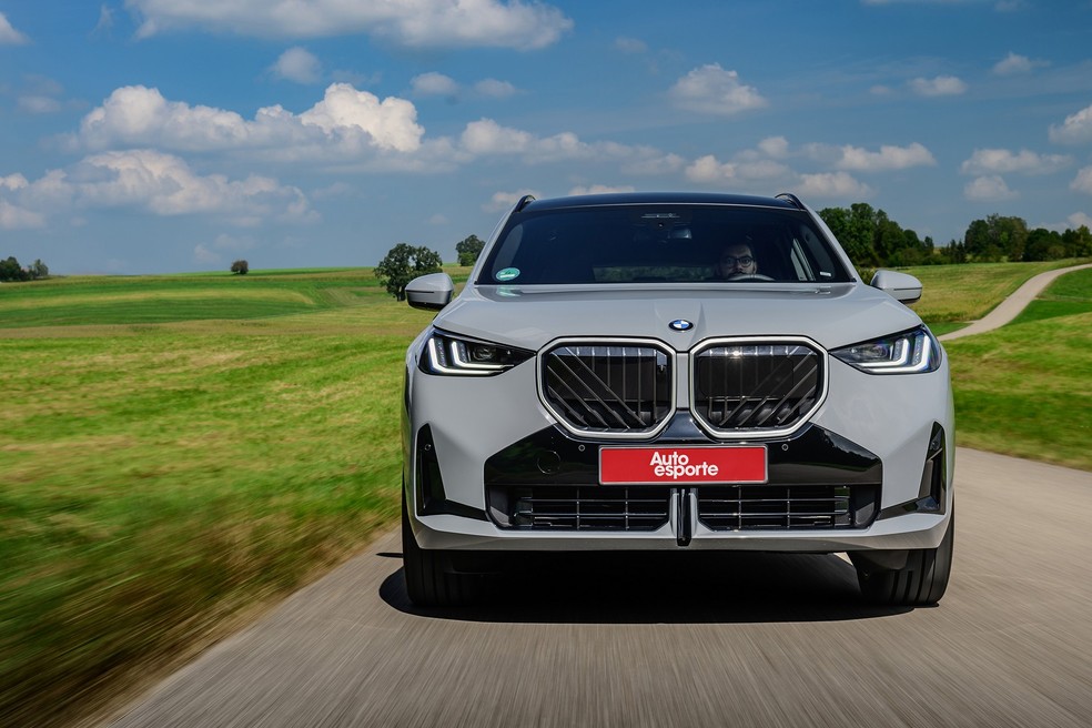 BMW X3 30 xDrive M Sport: esperteza ao volante e design polêmico — Foto: Divulgação