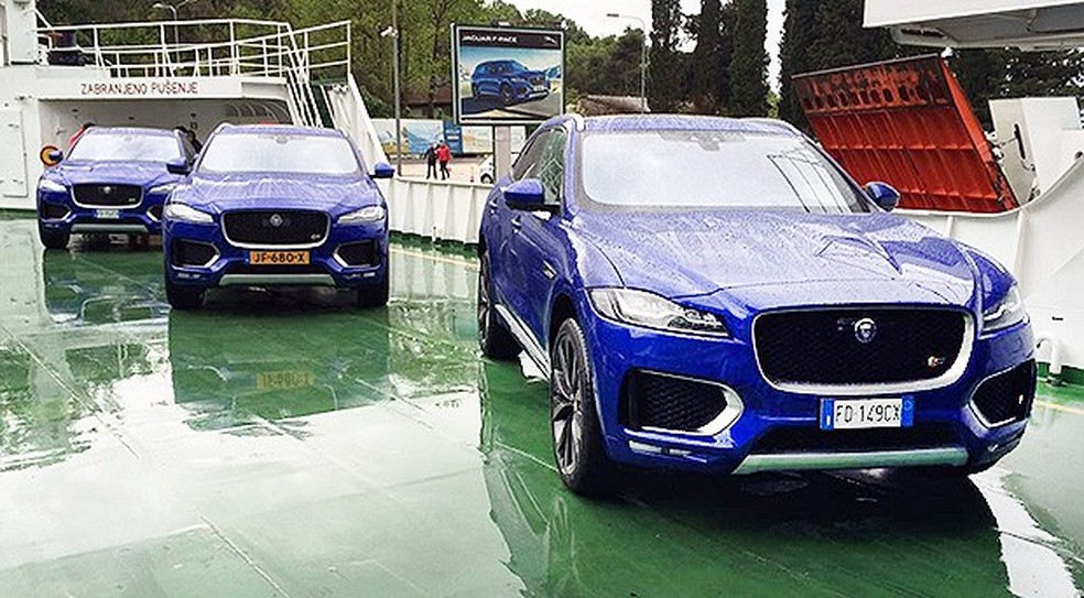 Jaguar F-Pace em evento de lançamento (Foto: Guilherme Blanco Muniz/Auto News Brasil) — Foto: Auto Esporte