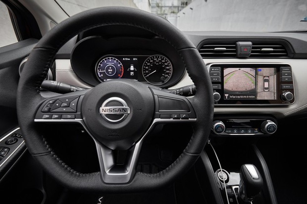 Painel é muito parecido com o usado pelo Kicks (Foto: Divulgação) — Foto: Auto Esporte